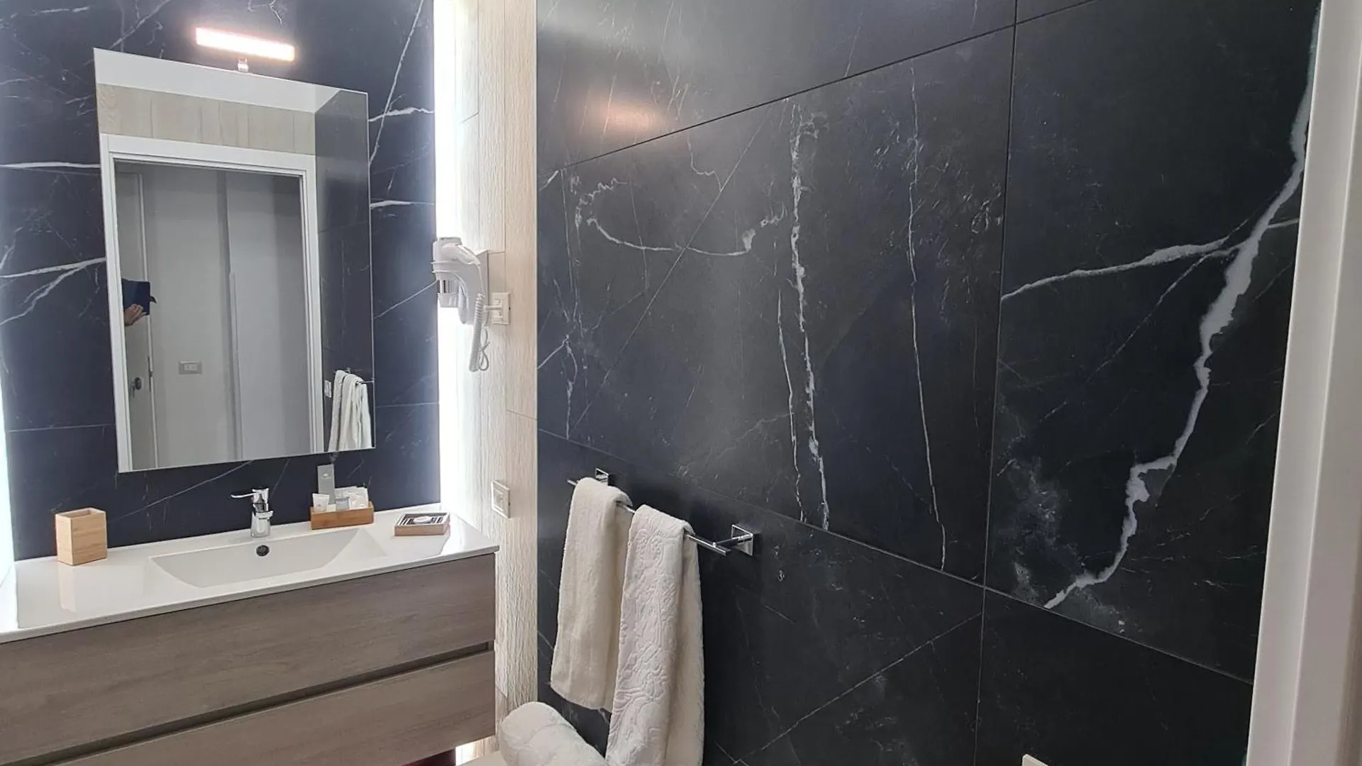 Ruggero Settimo Prestige Ξενοδοχείο Παλέρμο Πανσιόν