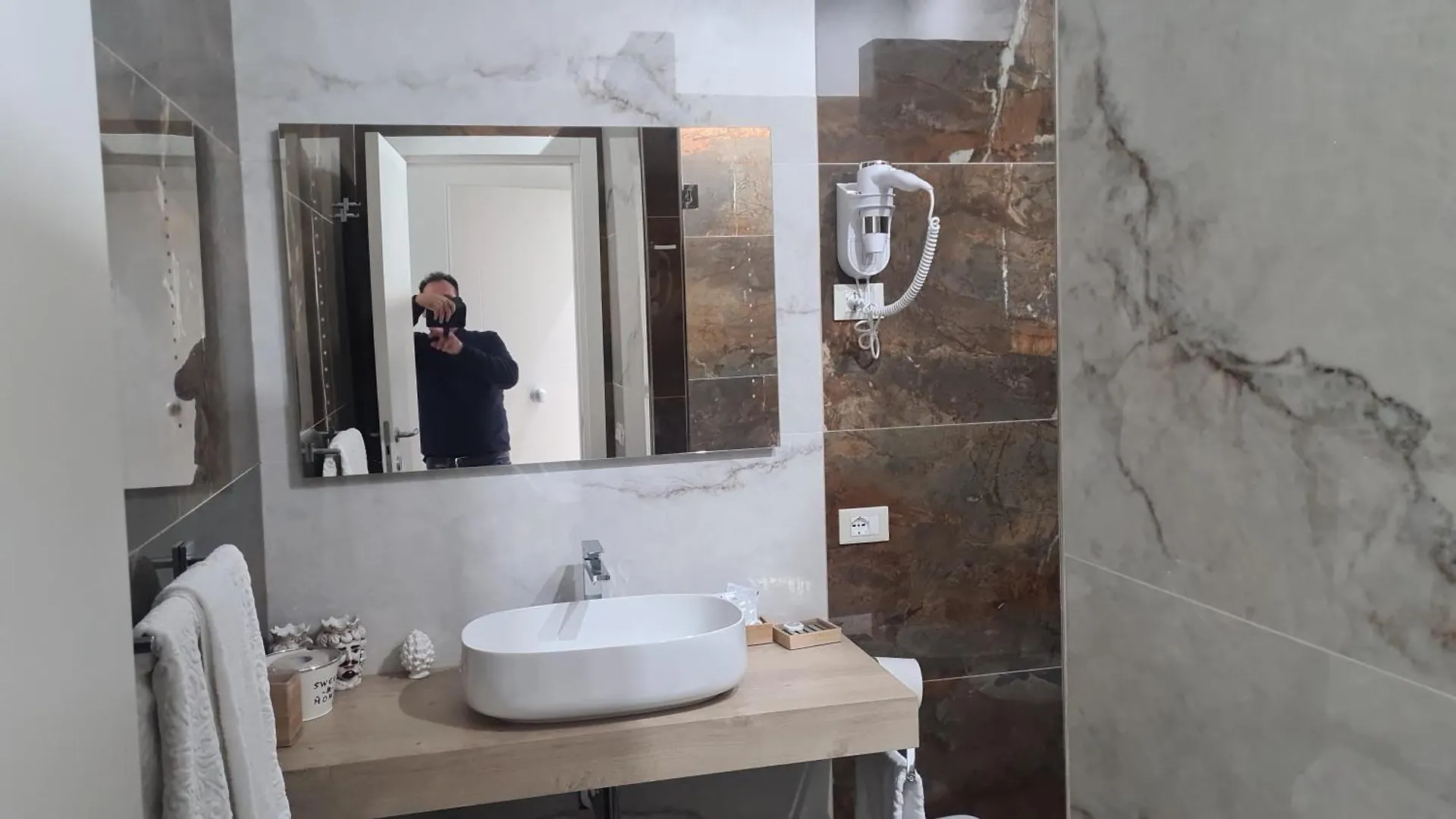 Hotel Ruggero Settimo Prestige Palermo 0*,  Włochy